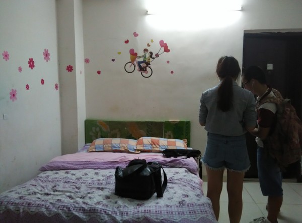 鍥涙湀骞胯タ椋庢櫙,鍥涙湀娴峰崡瀹炴媿