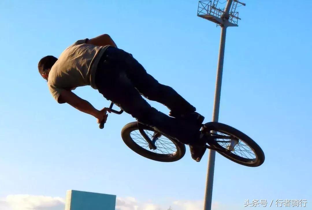 那个曾说要骑一辈子车的人，现在怎样了？