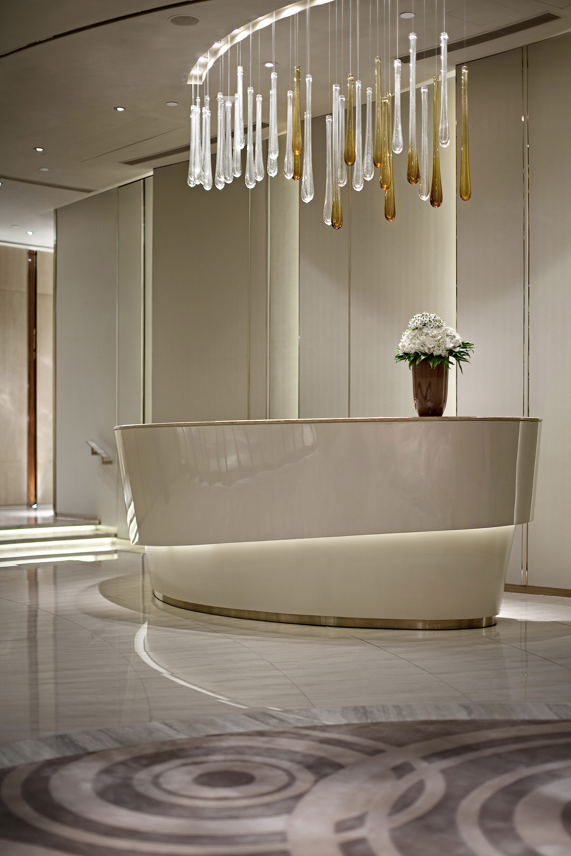 婢抽棬鍚夋簮姘寸枟,婢抽棬澹瑰彿姘寸枟