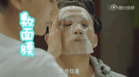 挤黑头痘痘粉刺闭口,怎么去除闭口痘