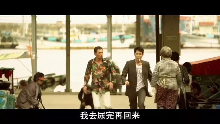 无间道谁和梁朝伟互换的身份,无间道三部曲梁朝伟