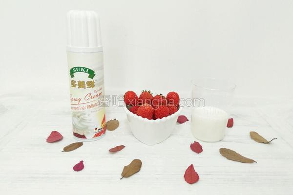 自制奶油饮品奶盖,如何用奶油做奶盖奶茶店