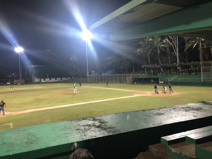 帕劳的海景风光给人美的享受,帕劳的海洋和沙滩风景图片