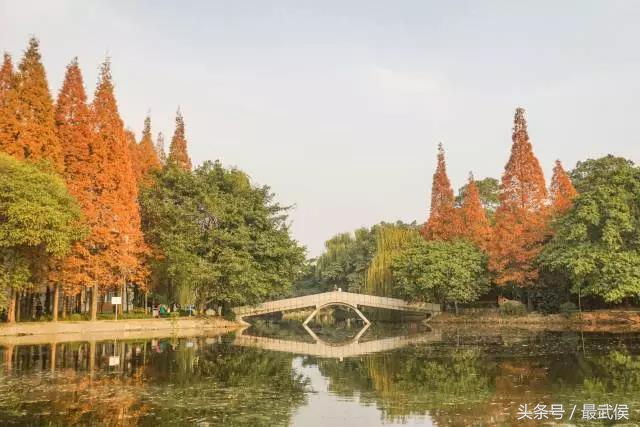 鎯充簡瑙ｆ垚閮戒汉姘戠敓娲诲幓鍝噷,浜嗚В鎴愰兘浜虹敓娲荤殑鍦版柟