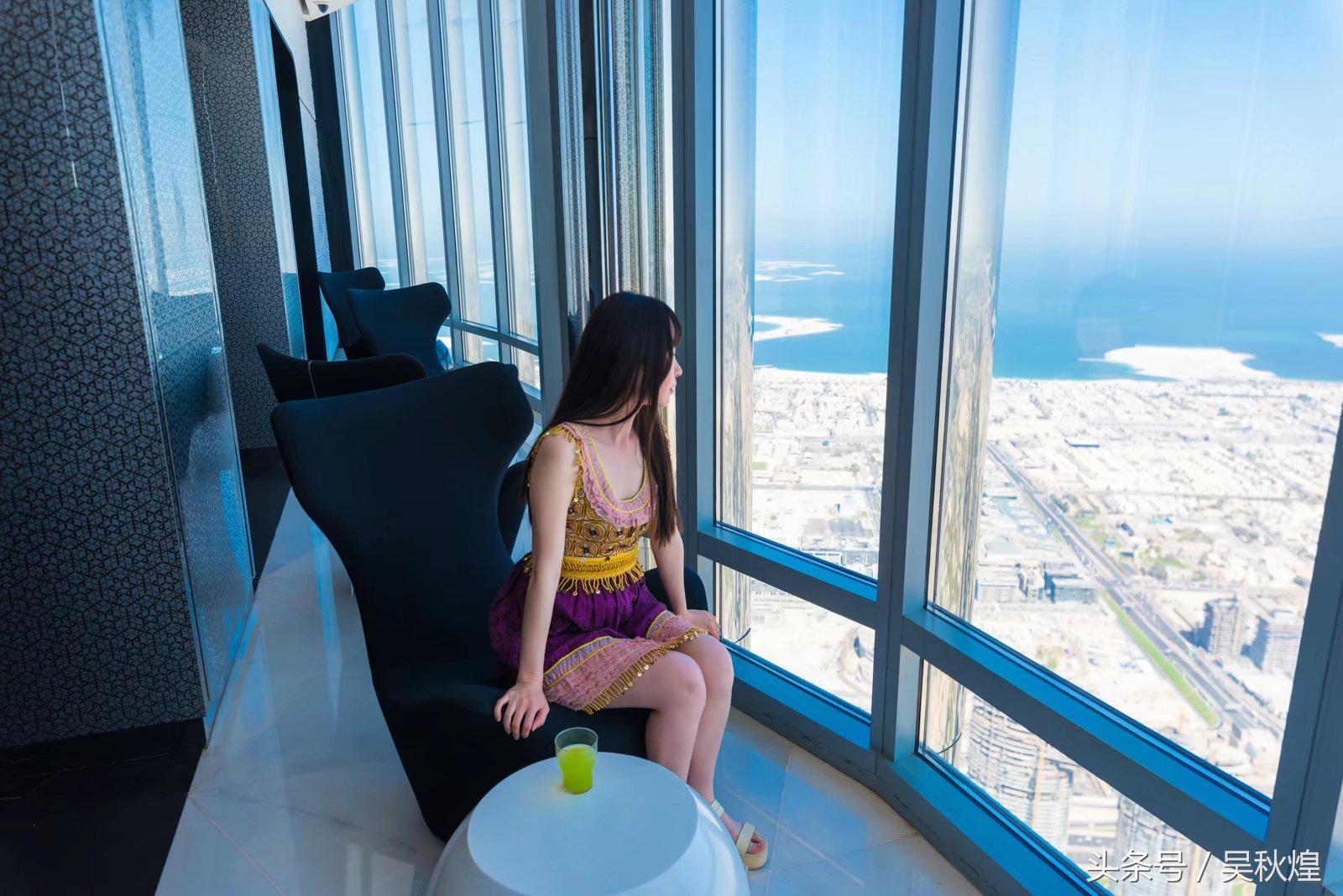 828米迪拜哈利法塔,迪拜哈利法塔828米夜景