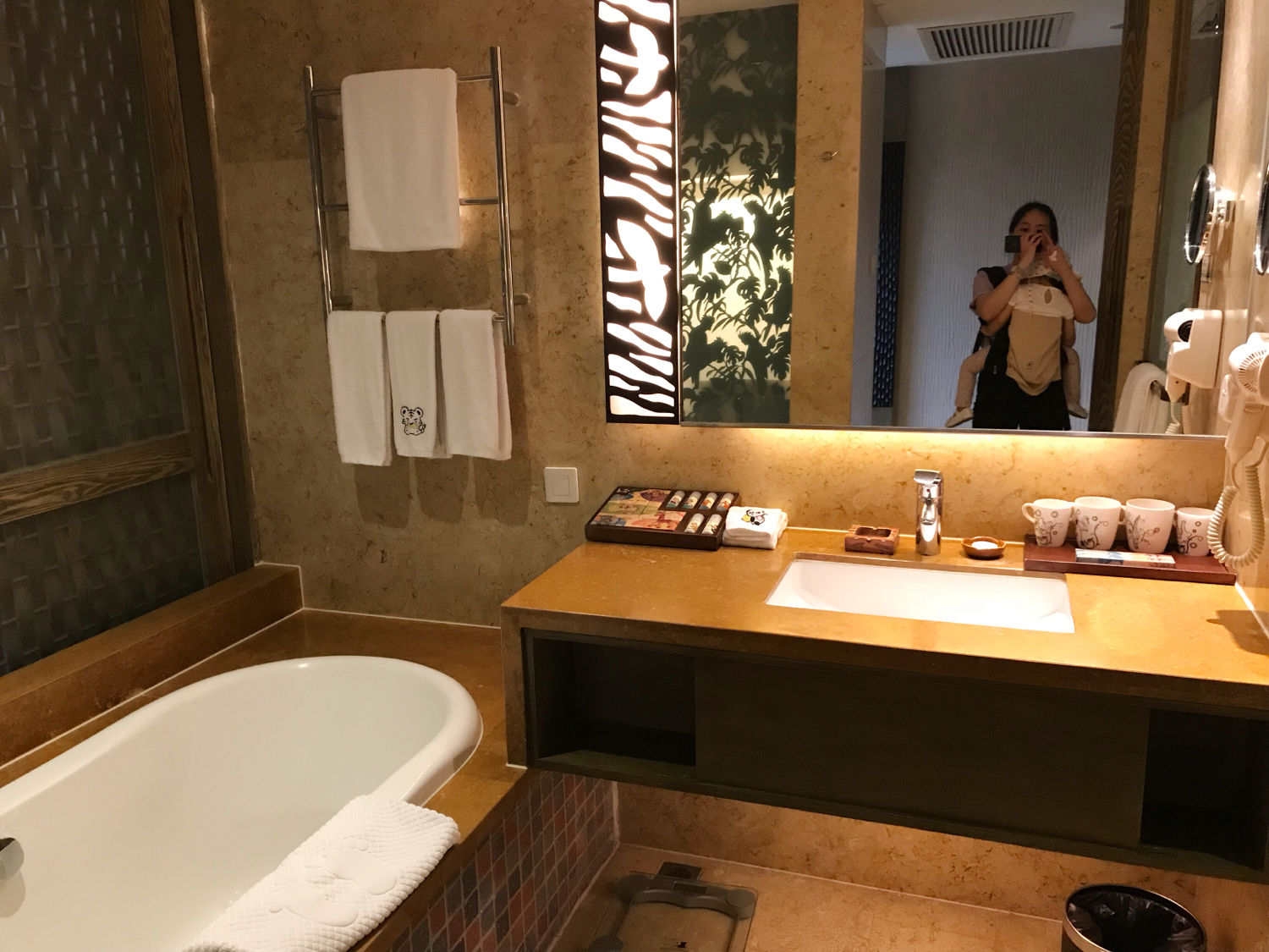 长隆酒店亲子游攻略,广州长隆酒店早餐攻略