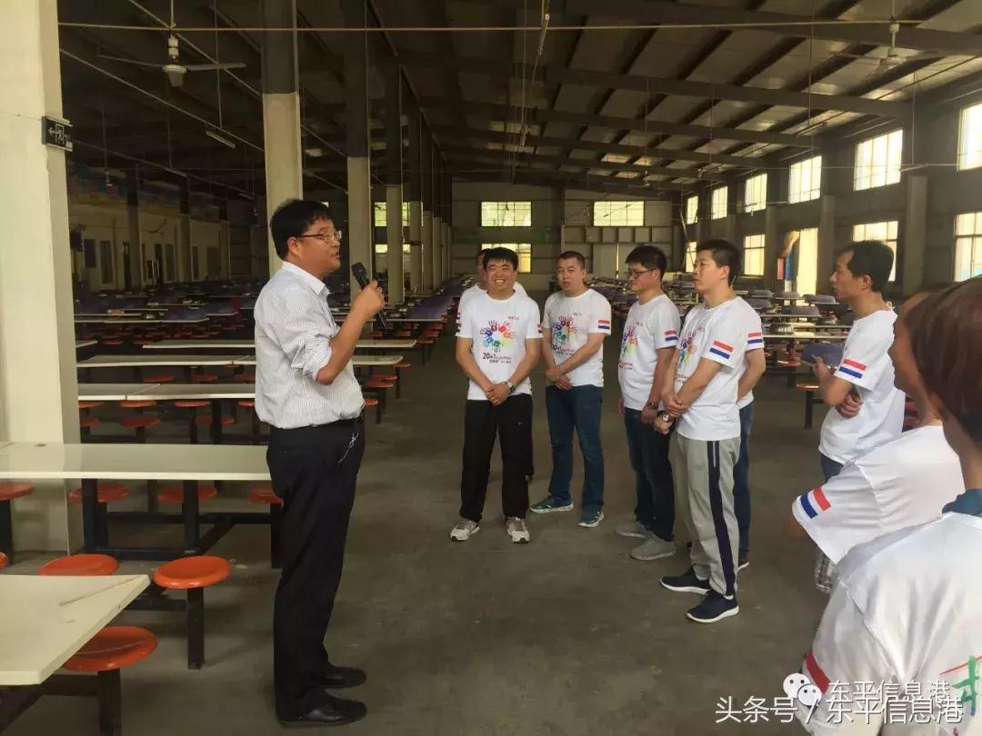 感恩母校捐书活动,校友为母校捐书活动