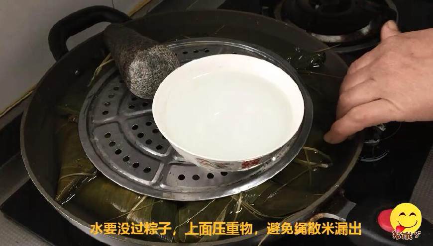 糯米粽子要不要泡,粽子糯米不要白色