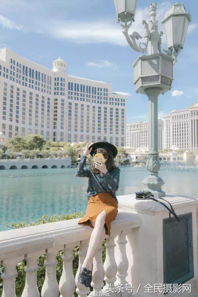 你负责貌美如花，我负责拍照那些一起开网店的摄影师情侣们~