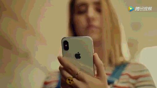 iphonex是不是第一个刘海屏,iphonex设计放到现在还不淘汰