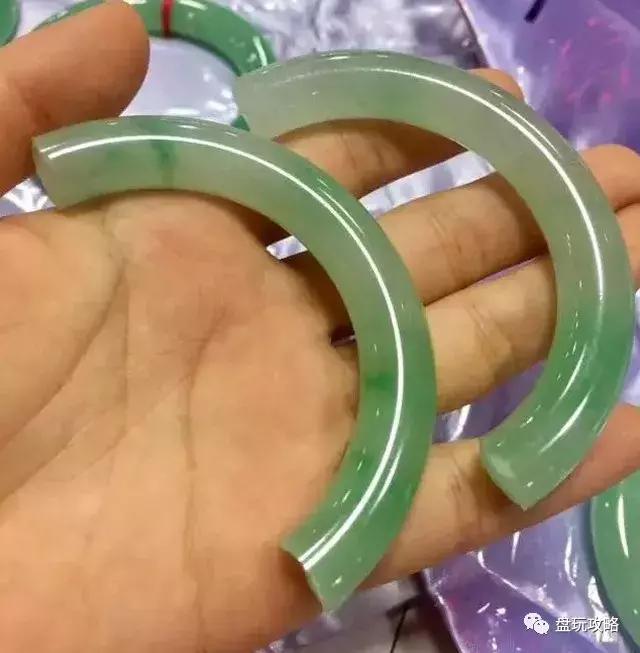 手镯不小心碰裂怎么补救,手镯不小心打碎了四段怎么修视频