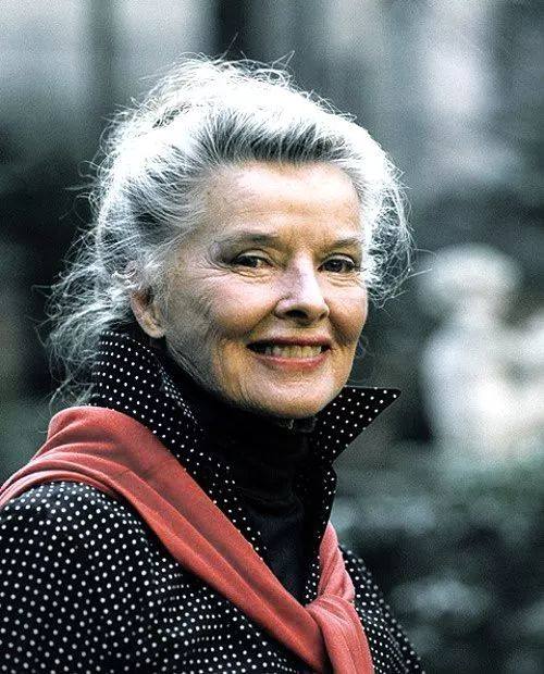 常按2个美容穴,女人按哪个穴位美容养颜