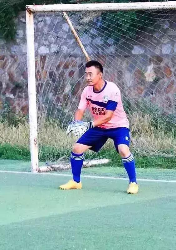 大连青春足球俱乐部,大连青春足球