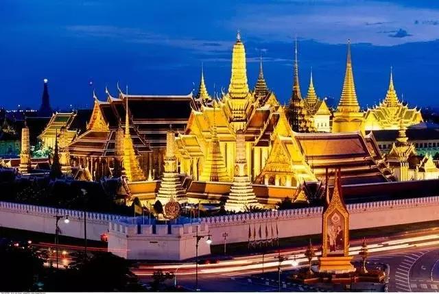 中国人去泰国玩还需要护照嘛,中国人去泰国旅游需要签证吗