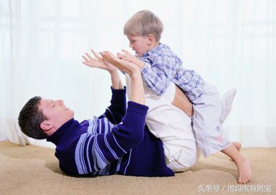 孩子受欺负妈妈的心态彻底崩溃了,孩子受欺负妈妈霸气应对