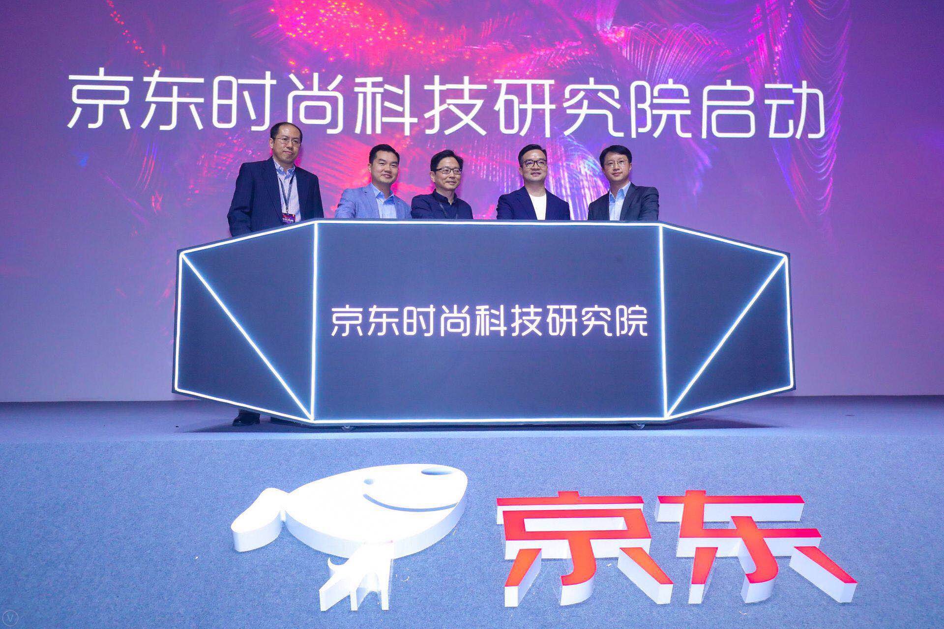 京东刘强东对淘宝的看法,刘强东发力京东物流再升级