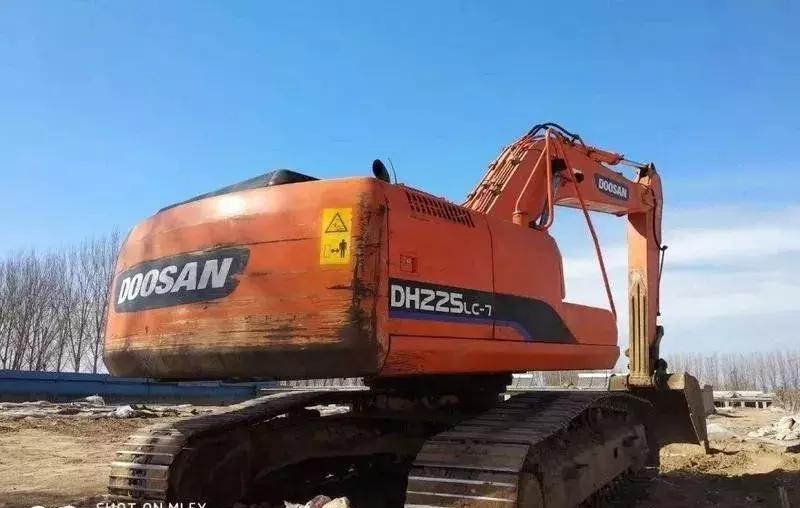 80年代挖机学徒真实经历,一个挖机学徒真实的心酸