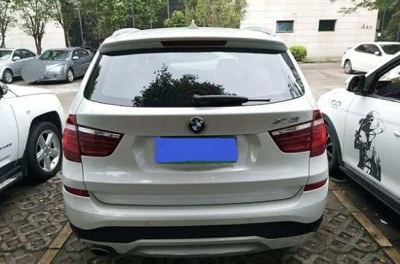 45万买奔驰e300后再开宝马五系,宝马x3买车不到一年降价5万