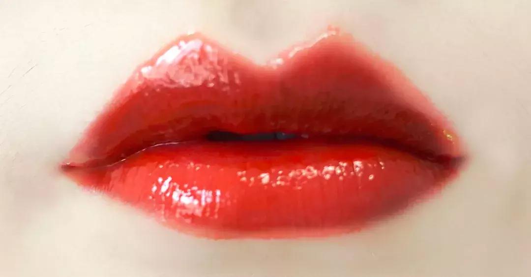 60元两支唇釉,60元两支的空气唇釉