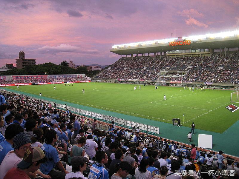 难以想象，日本第三级别联赛球场如此之漂亮！