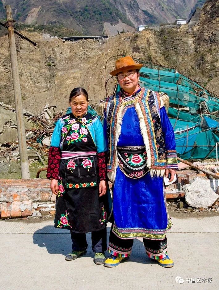 汶川大地震志愿者影集,汶川十年影像