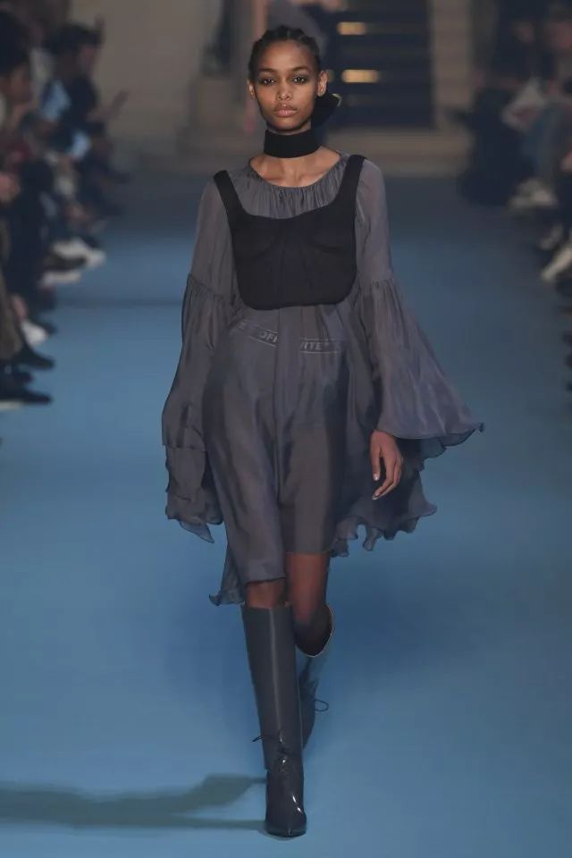 UNICOOL｜机能风逝去后，高级街头还能流行什么？