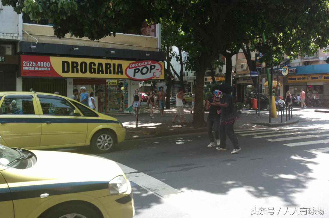 里约热内卢上帝之肩,上帝第七天里约热内卢