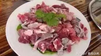 杭州男子钓10斤重鱼,浙江杭州男子钓到近70斤重大鱼