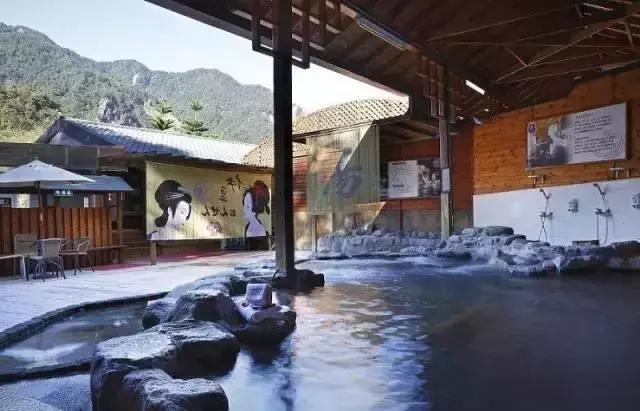 涓嶈缇℃厱鍑哄幓鏃呮父鐨勪汉,涓嶈缇℃厱鍑哄浗鏃呮父