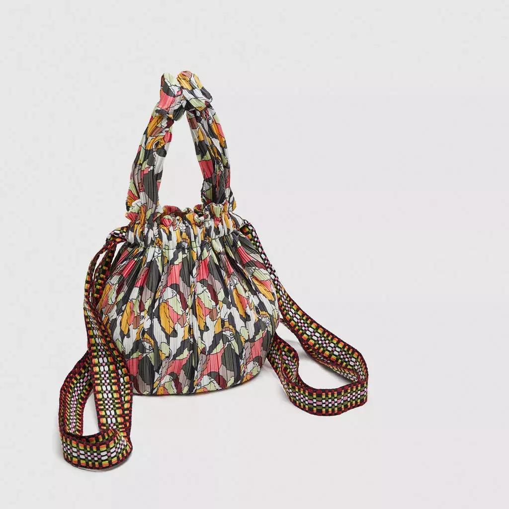 春夏最值得入手的包包,15款美翻天的平价包包超实用