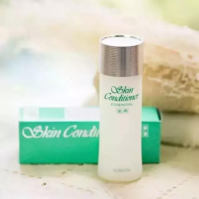 护肤推荐不踩坑,平价水乳测评提亮保湿