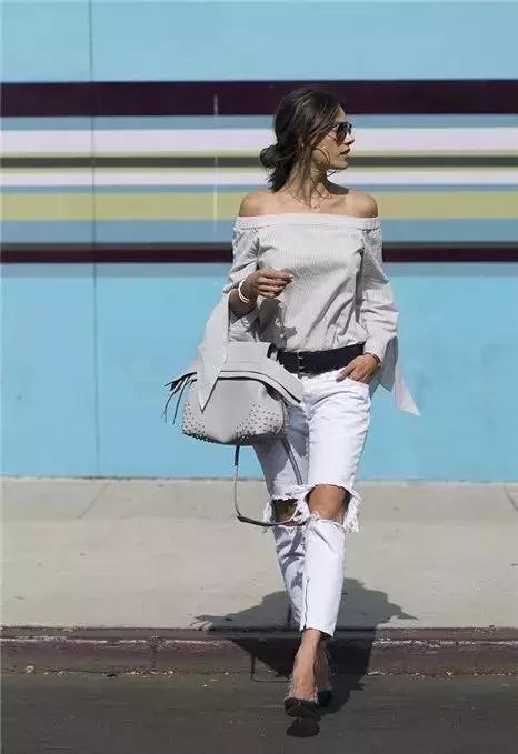 露肉也是一种学问，穿上Ta才是性感与品位的化身