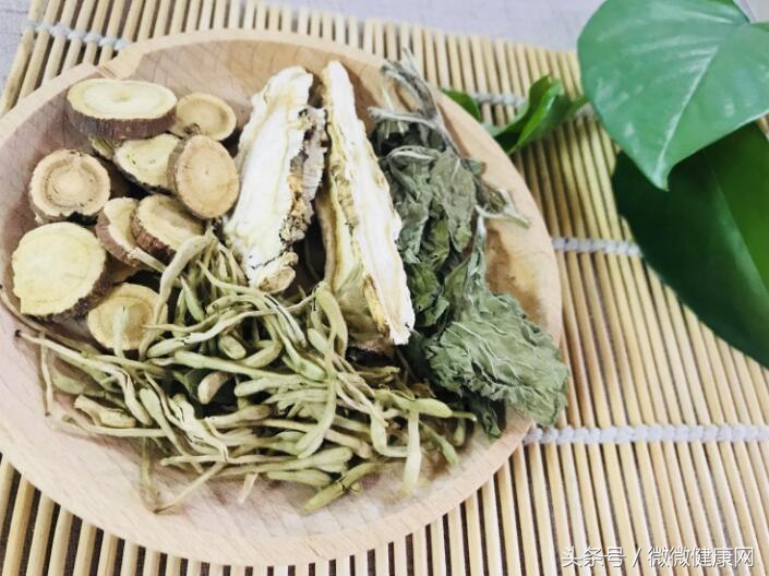 人体火气重用什么可快速降火,体内火气重的表现症状怎么治疗