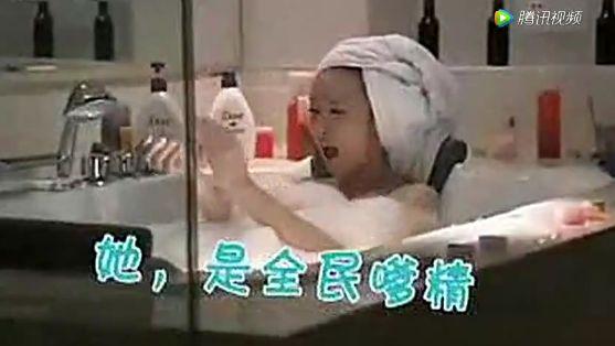 胸大无脑，嗲精附身，演坏女人成名的她居然还“真空照”上热搜了