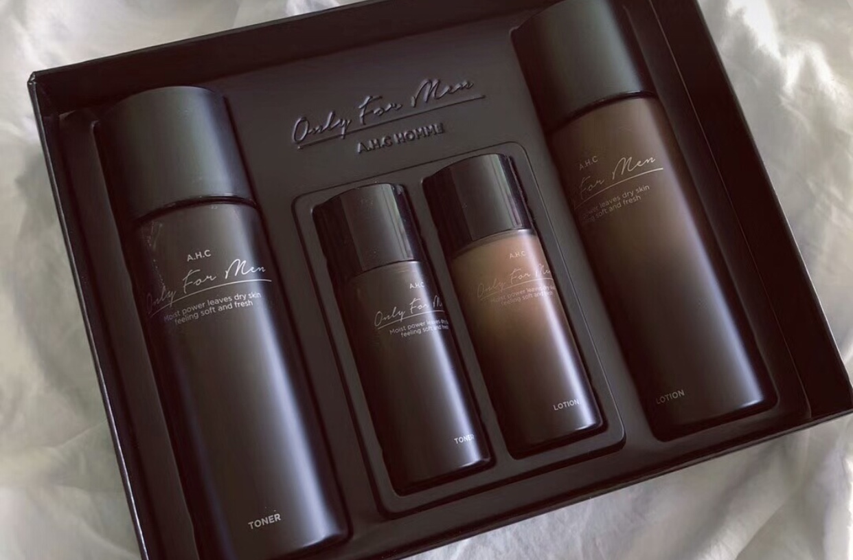 男士去皱纹增白哪个护肤品比较好,男士皮肤干燥抹什么品牌护肤品好