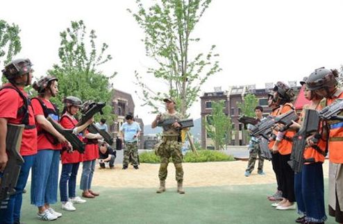 请为西山艺境自卑三分钟