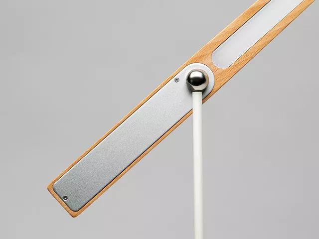 又高又大的护眼灯,好看护眼灯