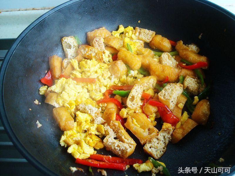 鸡蛋搭配什么炒最下饭,鸡蛋都能配什么炒吃