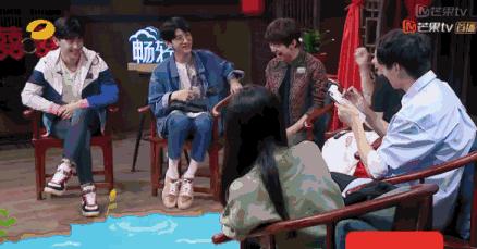 白敬亭魏大勋为什么叫山花兄弟,白敬亭和魏大勋山花组合