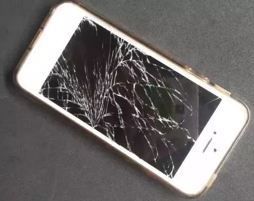 手机戴手机套有什么危害,手机有必要戴个套吗