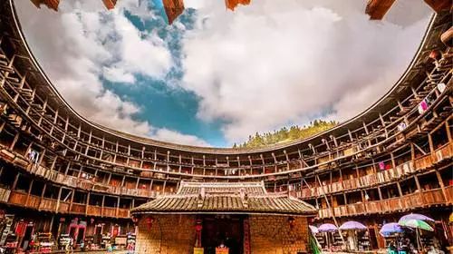 福建土楼为什么令人叹为观止,福建土楼最吸引人的地方