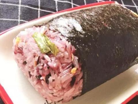 超大的日本饭团,最好吃的巨无霸饭团