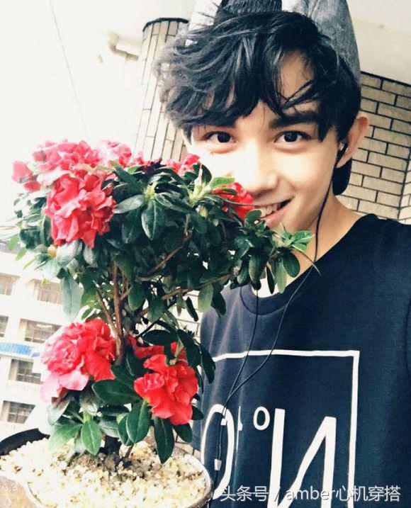 花痴颜值盘点，他们的眼睛里有星星？