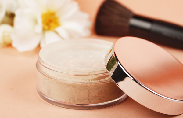 脱妆严重应该怎么化妆,怎样化妆戴口罩不脱妆