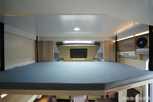 上汽大通迷你c型房车飞神,最新款飞神c型房车