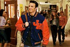 因性感胸肌，被黑粉称“甜心大胸”，美队凭什么成为复联老大？