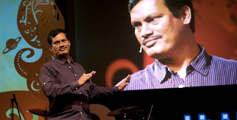 拿着卫生巾拍照为什么成了潮流？