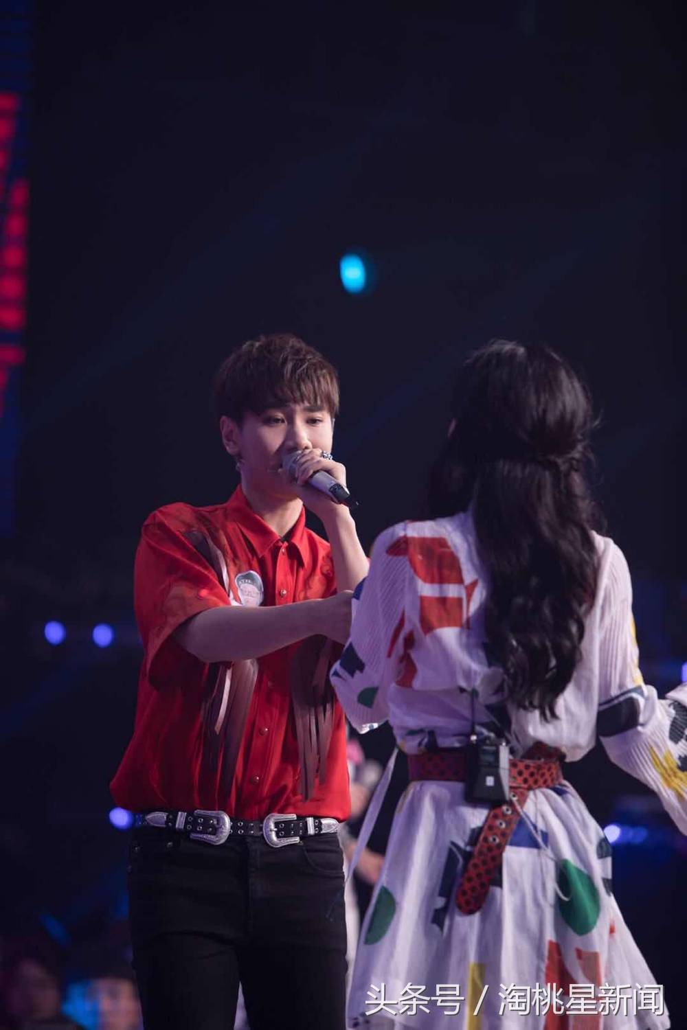 我想和你唱第一季第八场主持,湖南卫视我想和你唱素人惊艳