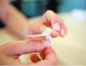 创可贴的隐藏用法,创可贴何时揭开