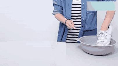 新鞋挤脚磨脚怎么办,鞋子挤脚磨脚怎么去除